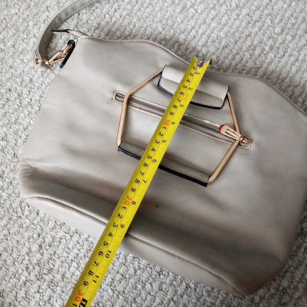 Gray Purse - Picture 8 of 10